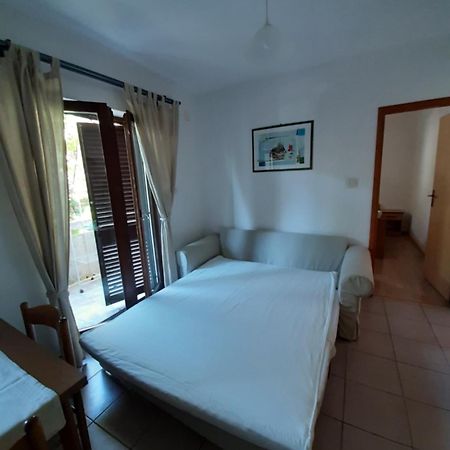 Apartments Keti Паг Экстерьер фото