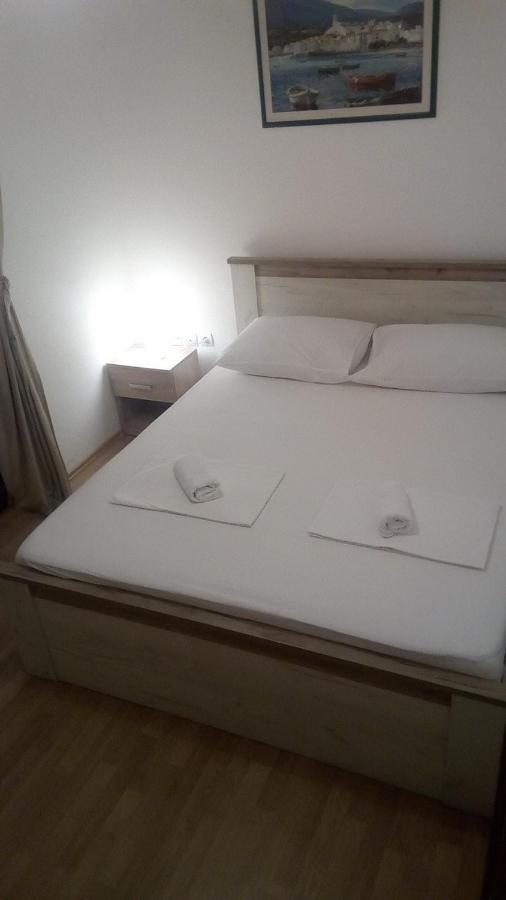 Apartments Keti Паг Экстерьер фото