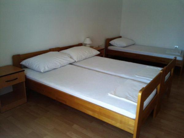 Apartments Keti Паг Экстерьер фото