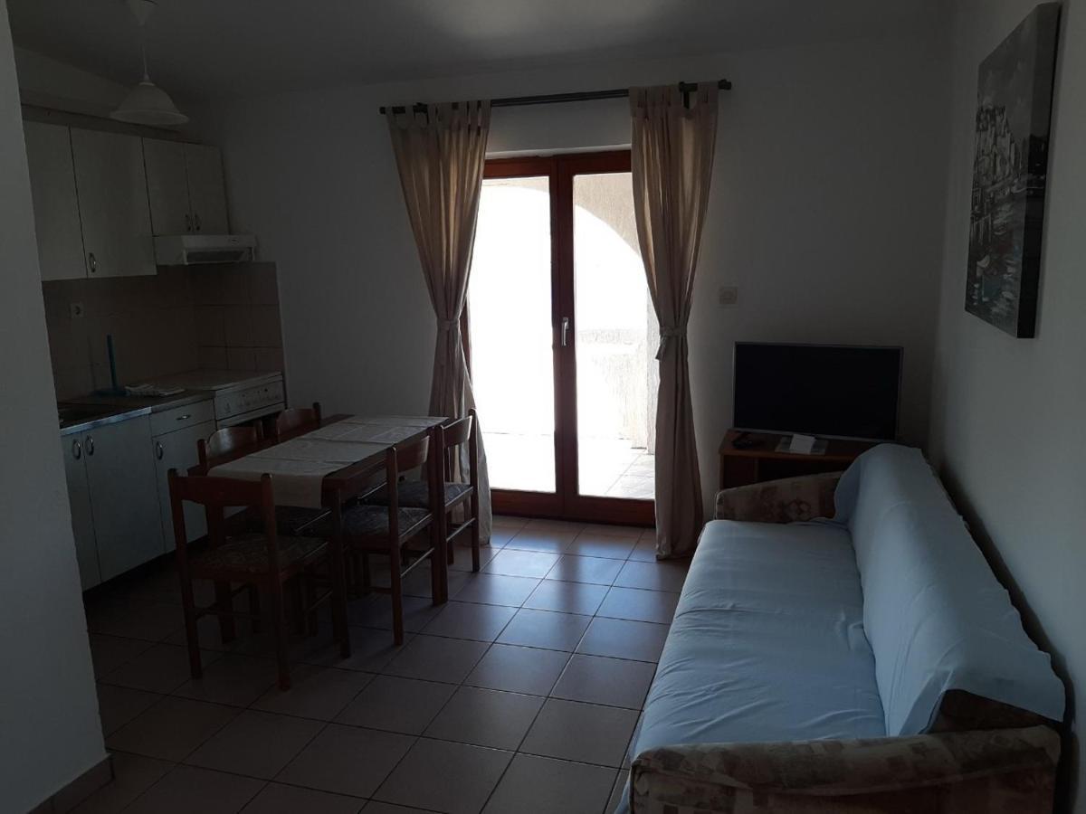 Apartments Keti Паг Экстерьер фото