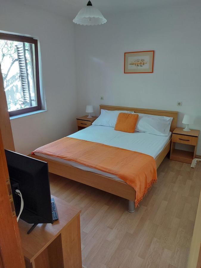 Apartments Keti Паг Экстерьер фото