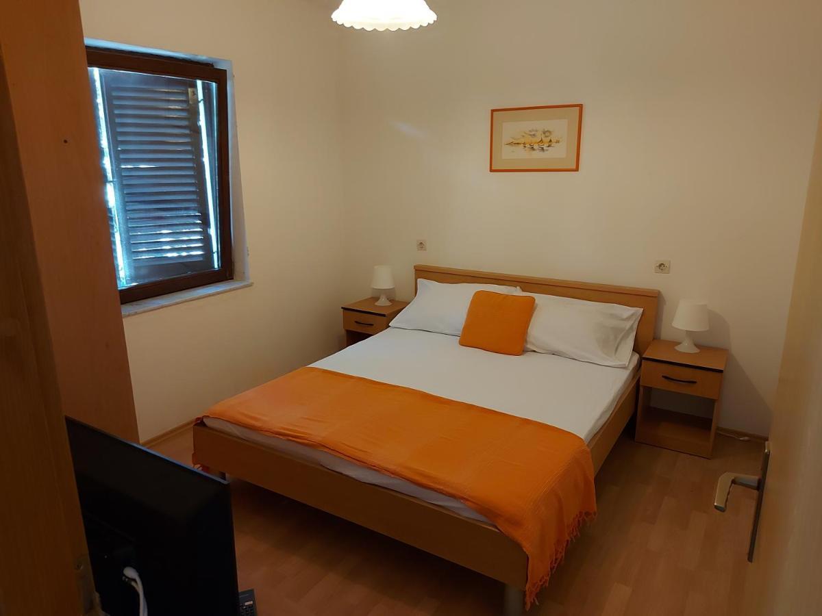Apartments Keti Паг Экстерьер фото